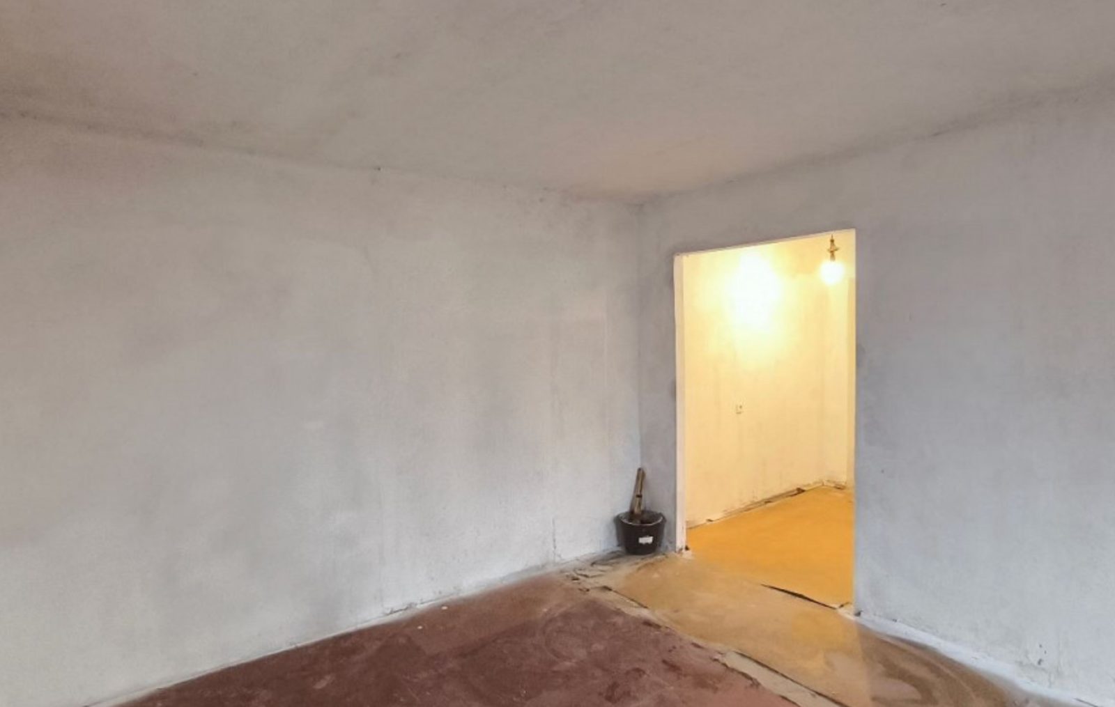 Продам 1 комн.кв-ра пл.Шахтерская 42кв.м.