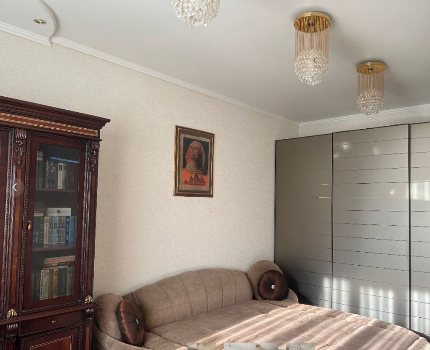 Продам Шикарную 3 комн кв-ру Новострой. Есть Паркинг. Ремонт. Мебель