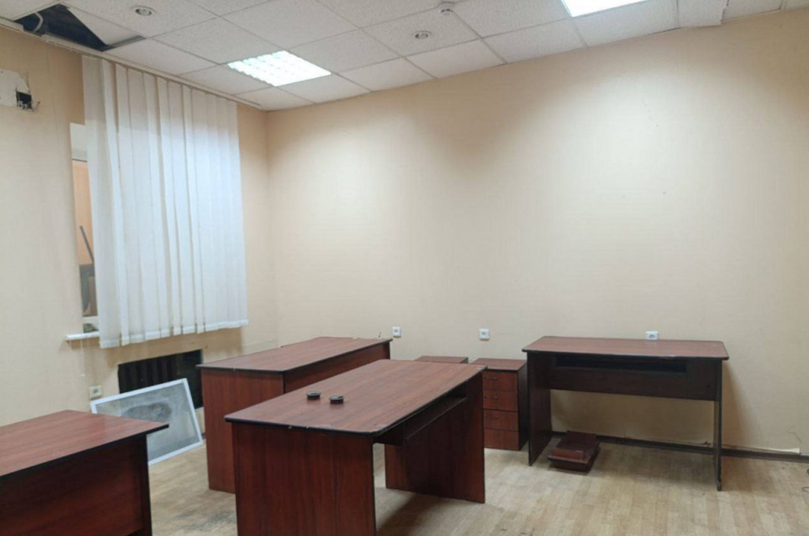 Продам офис 93,1 кв.м. около Крытого рынка в Донецке — фото 4