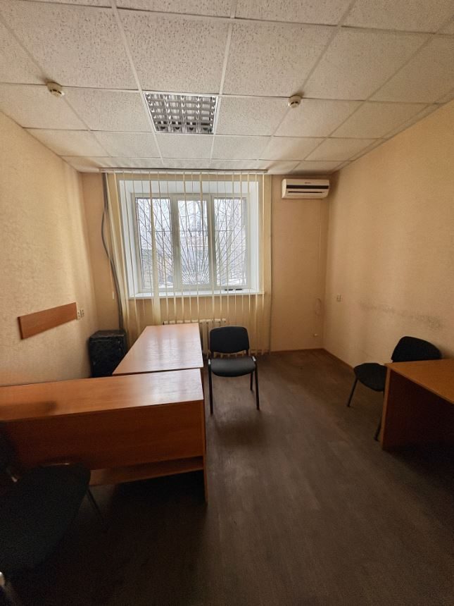 Продам нежилое помещение-офис 500 кв.м. пр.Офицерский в Донецке