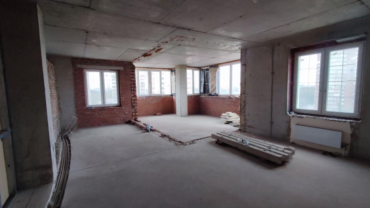 Продажа 3-комн. кв-ра 150м² ЖК "Евроград" пр.Панфилова 