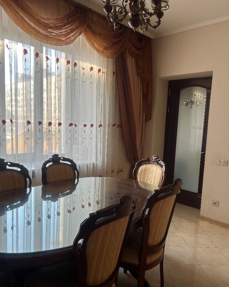 Продам Шикарную 3 комн кв-ру Новострой. Есть Паркинг. Ремонт. Мебель — фото 4