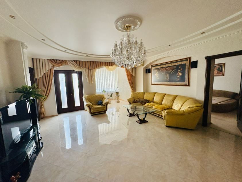 Продам Шикарную 3 комн кв-ру Новострой. Есть Паркинг. Ремонт. Мебель — фото 7