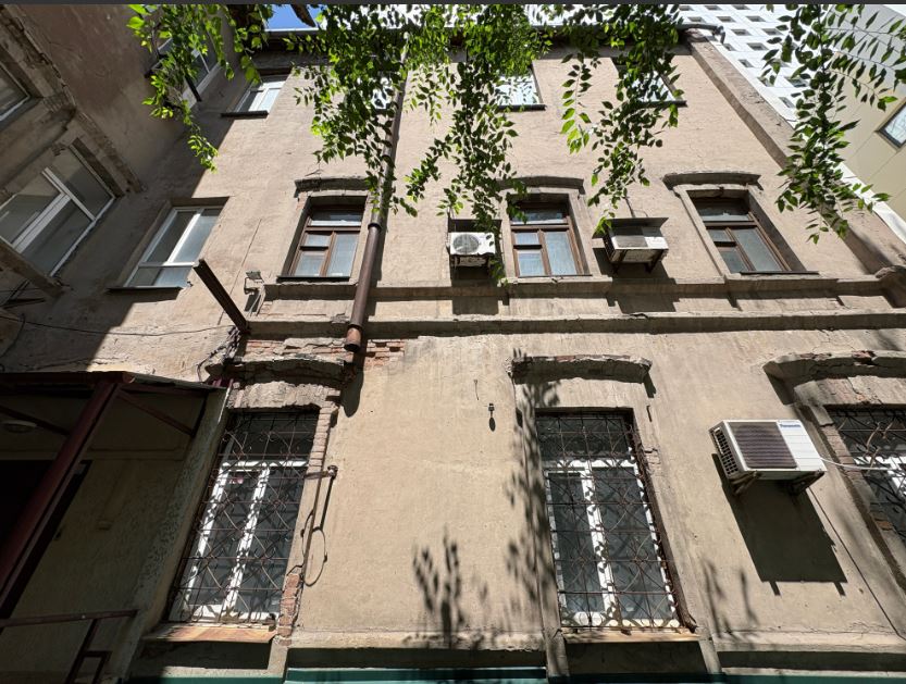 Продажа 211,9 кв.м. помещение центр Донецка около тц "Green Plaza"
