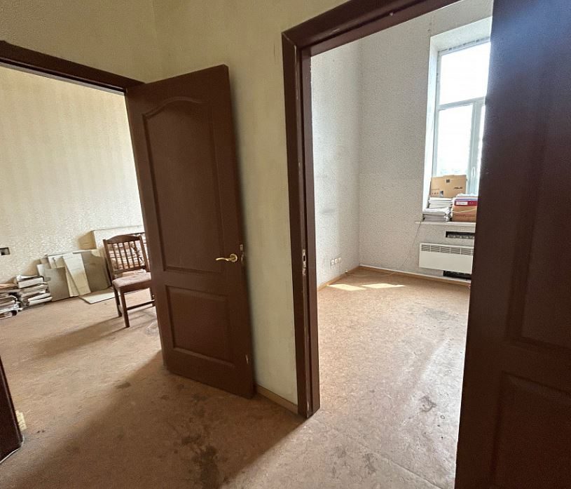 Продажа 211,9 кв.м. помещение центр Донецка около тц "Green Plaza" — фото 4