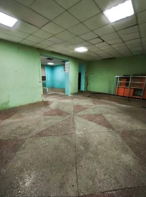 Аренда Магазин 280 м² + 44 м² подвал Путиловка пр.Киевский